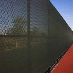 Putterman Roll Out Windscreen 9 FT X 120 FT -Tennis Masters windcreenroll1putterman
